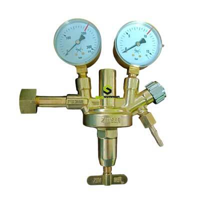 Регулятор давления аргона и СО2